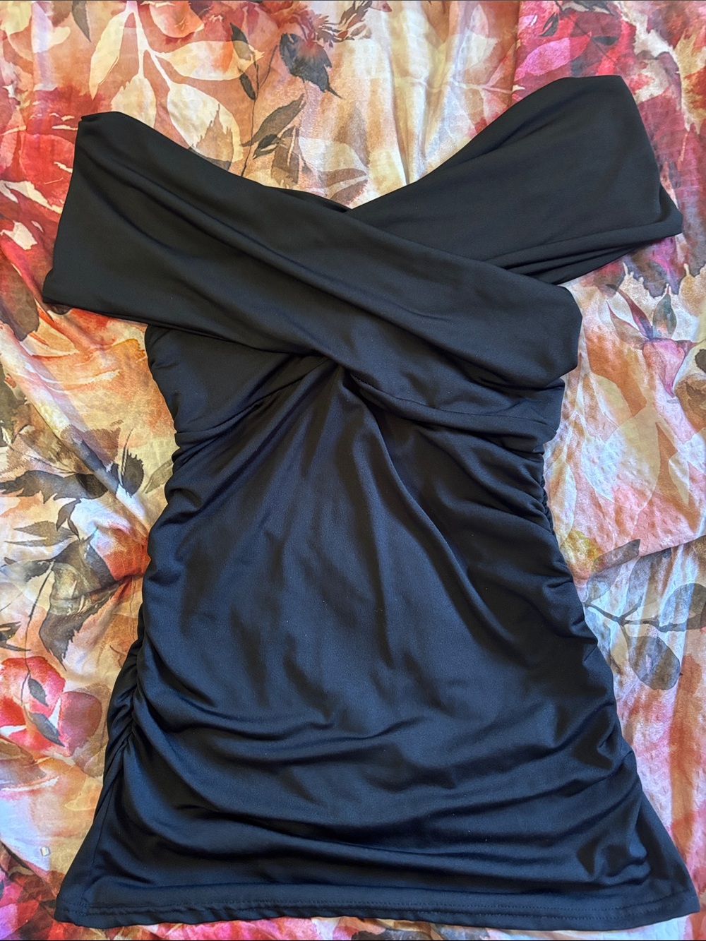 Woman’s Black Criss Cross Off the Shoulder Ruched Top, Size M